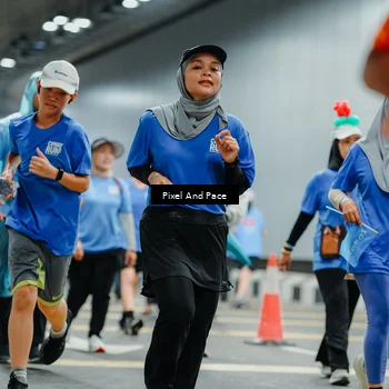 Runner Photo 7832441