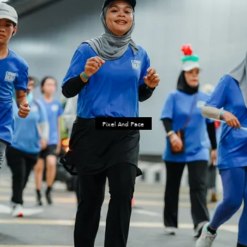 Runner Photo 7832450