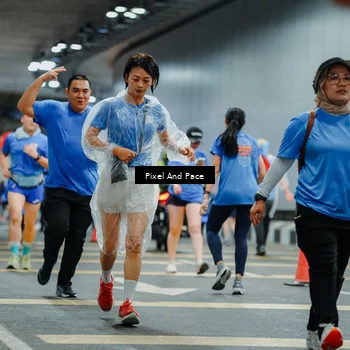 Runner Photo 7832469