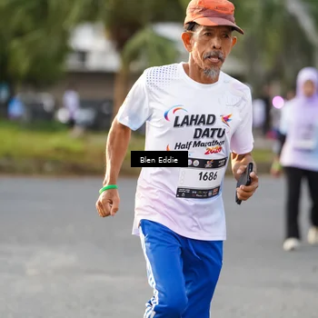 Runner Photo 7832472