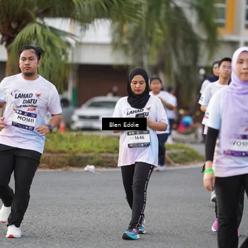 Runner Photo 7832473