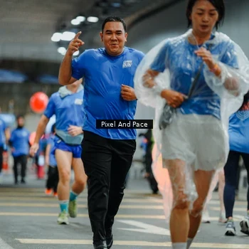 Runner Photo 7832503