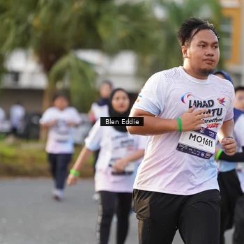 Runner Photo 7832516