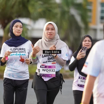 Runner Photo 7832529