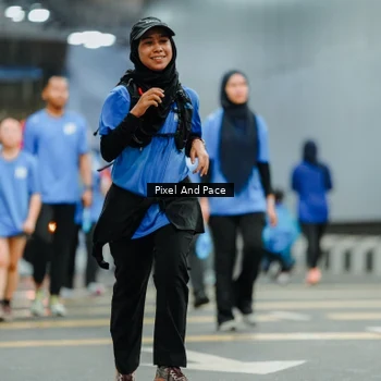 Runner Photo 7832543