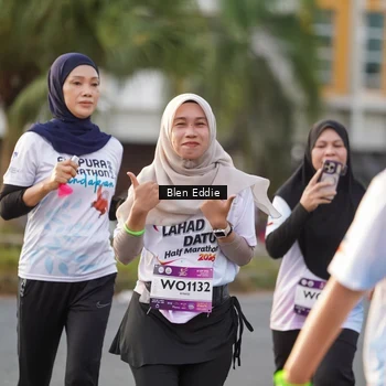 Runner Photo 7832577