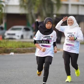 Runner Photo 7832581
