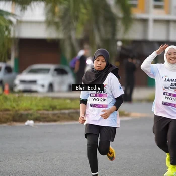 Runner Photo 7832588