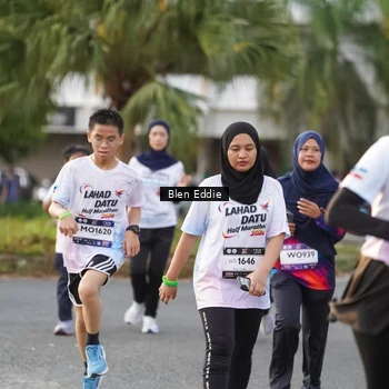 Runner Photo 7832598