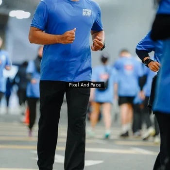 Runner Photo 7832659