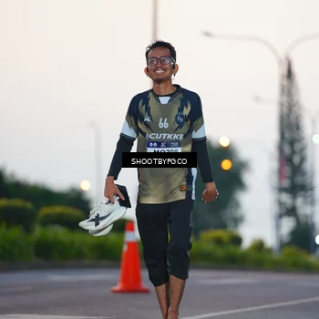 Runner Photo 7832749