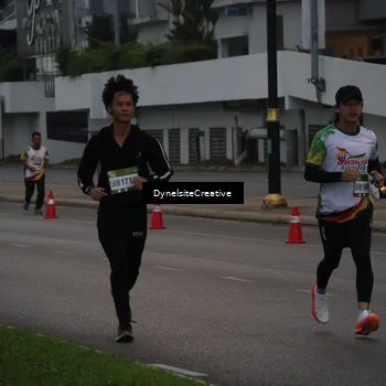 Runner Photo 7832798