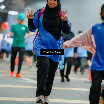 Runner Photo 7832800