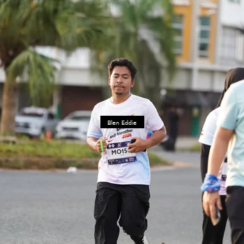 Runner Photo 7832812