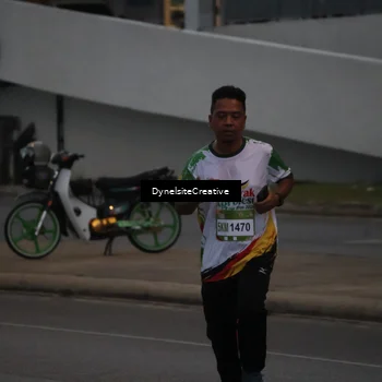 Runner Photo 7832849
