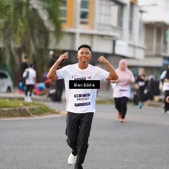 Runner Photo 7832904