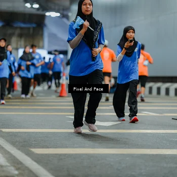 Runner Photo 7832914
