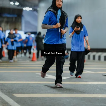 Runner Photo 7832916