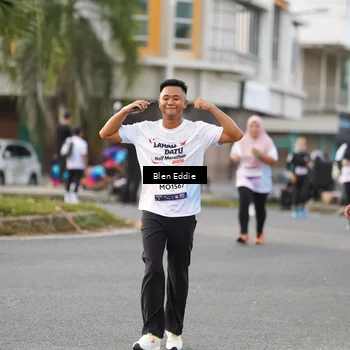 Runner Photo 7832954