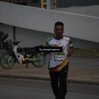 Runner Photo 7833000