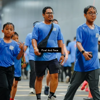 Runner Photo 7833013