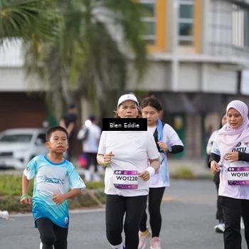 Runner Photo 7833046