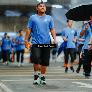 Runner Photo 7833048