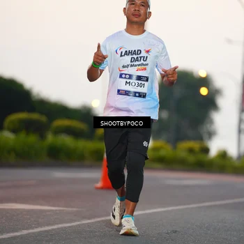 Runner Photo 7833054