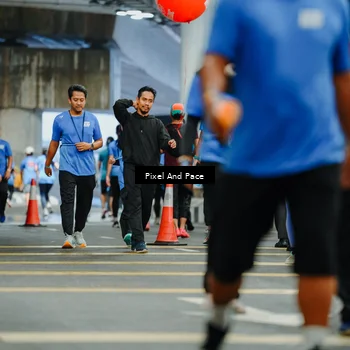 Runner Photo 7833070