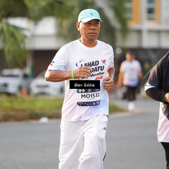 Runner Photo 7833073