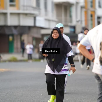 Runner Photo 7833076