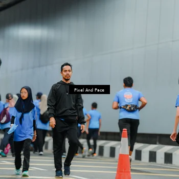 Runner Photo 7833099