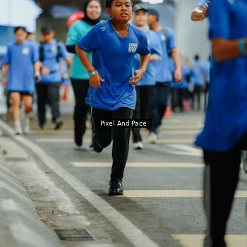 Runner Photo 7833116