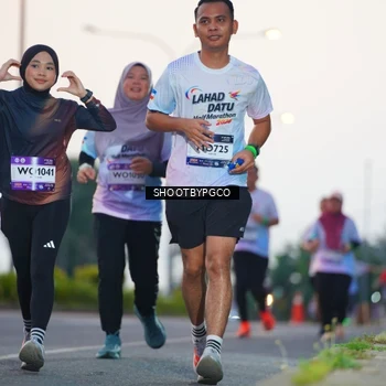 Runner Photo 7833143