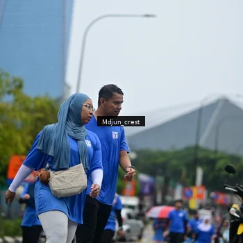 Runner Photo 7833175