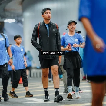 Runner Photo 7833176