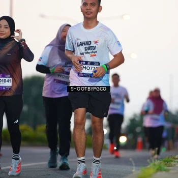 Runner Photo 7833186