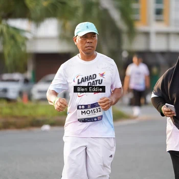 Runner Photo 7833222