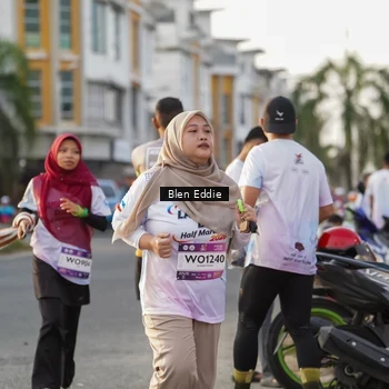 Runner Photo 7833248