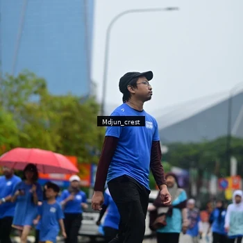 Runner Photo 7833250