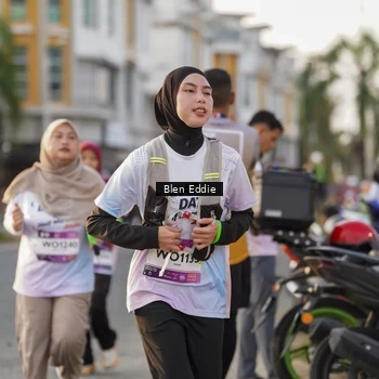 Runner Photo 7833265