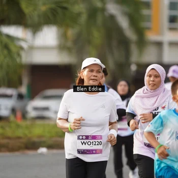 Runner Photo 7833290