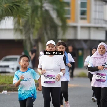 Runner Photo 7833295
