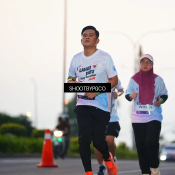 Runner Photo 7833317
