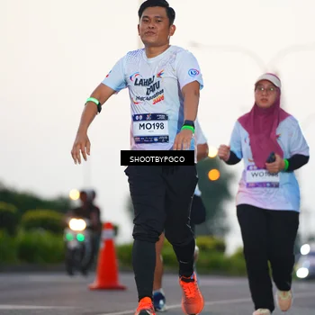 Runner Photo 7833355
