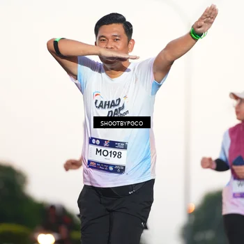 Runner Photo 7833373
