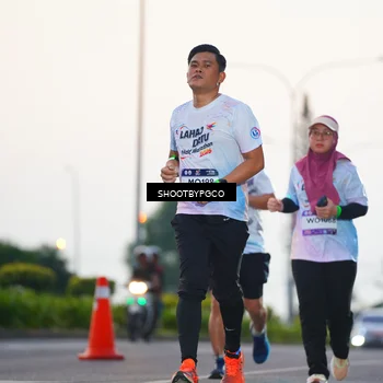 Runner Photo 7833377