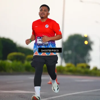 Runner Photo 7833528