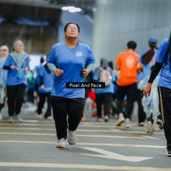 Runner Photo 7833677