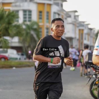 Runner Photo 7833686